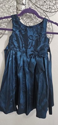 Girls' Dresses