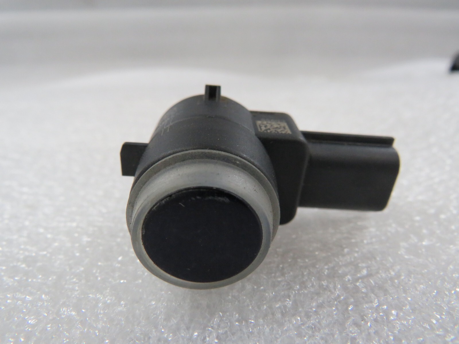 Maserati Ghibli, Quattroporte, Rear Bumper Parking Sensor, Used, P/N 675000039