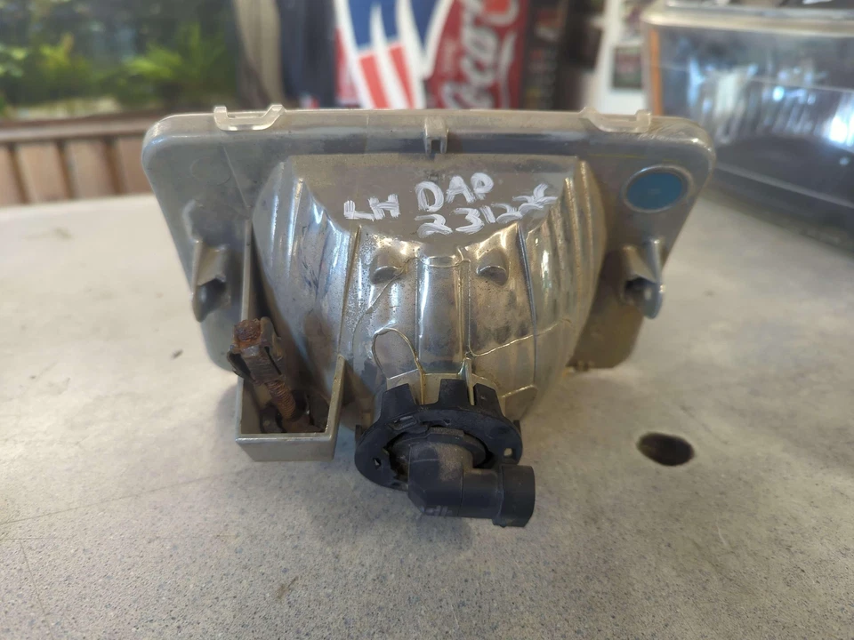 FARO ANTINIEBLA DELANTERO ISUZU I-370 PICKUP Derecho 07 08 Derecha Foto 2 de 2