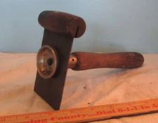 VINTAGE FLOOR Scraper  Cabinetmaker Carpenter Tool WOODEN HANDLE GREENFIELD