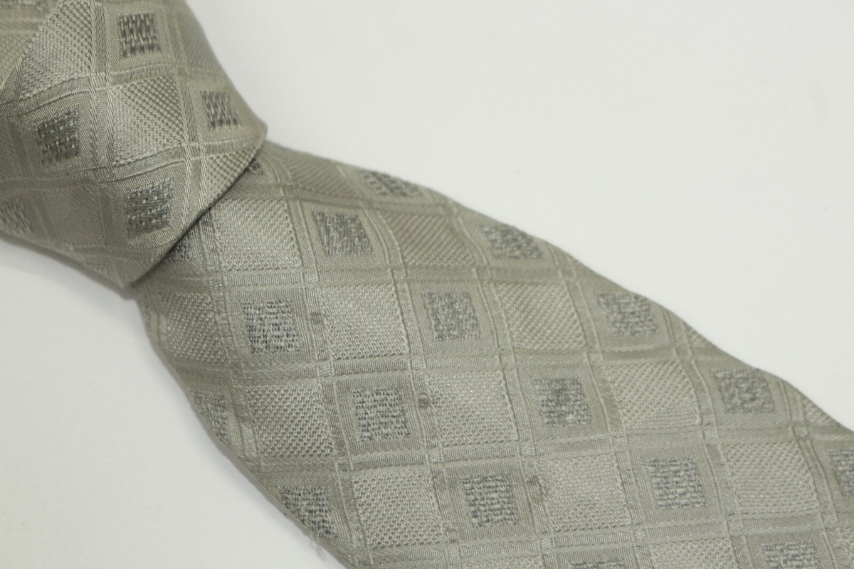 Cravate En Soie HARRY & SONS Fabriquée En Italie - Modèle N°5 Rayé Multicolore - Occasion