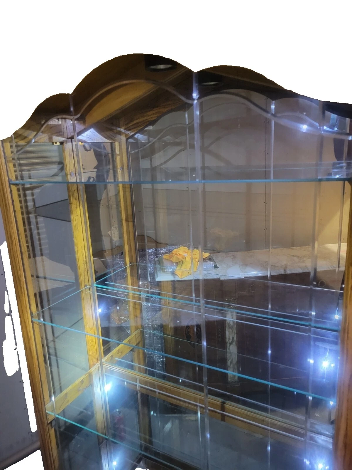 Домашняя мебель Howard Miller Oak