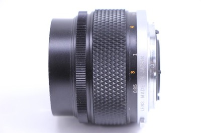 Olympus Zuiko Auto-T 85mm f2 OM Japan 85/2 Lens free US shipping