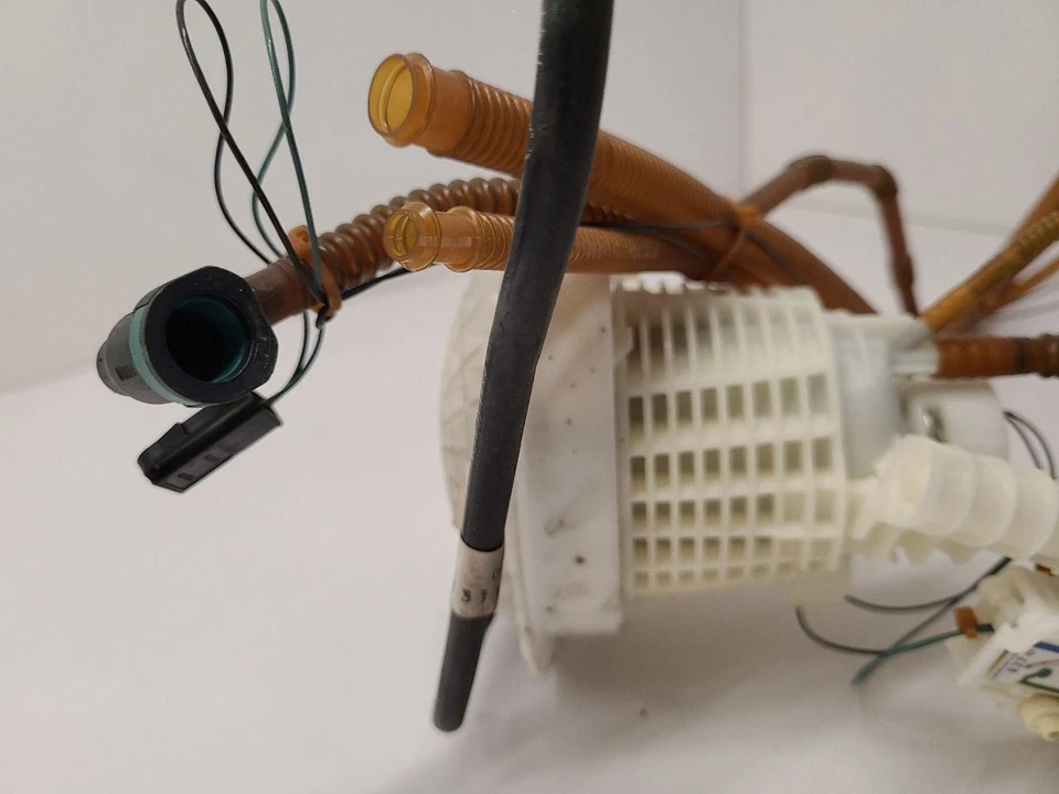 06-21 DODGE CHARGER RH Passenger Fuel Pump Assembly Fuel Tank Mounted Foto 3 de 4