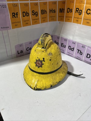 GELBER LEDER FEUERWEHRHELM
