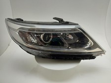 Faro delantero KIA SORENTO O/S 2012-2015 5 puertas Estate diestro 921022P560 