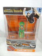 Tony Hawk  HEXBUG Circuit Boards Birdhouse Skateboard Stairs and Rails Ramp Set