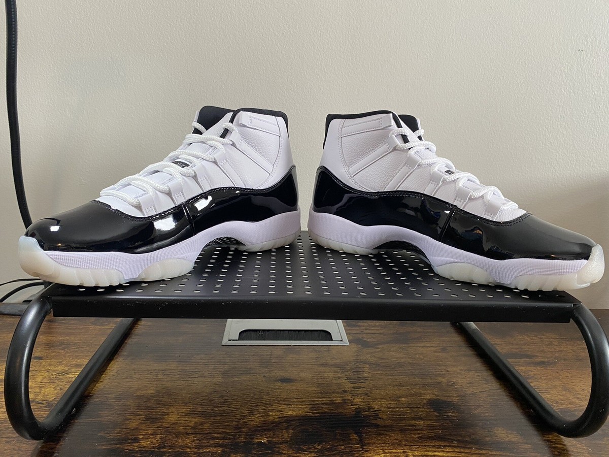 Size 11.5 - Jordan 11 Retro Mid Gratitude / Defining Moments for