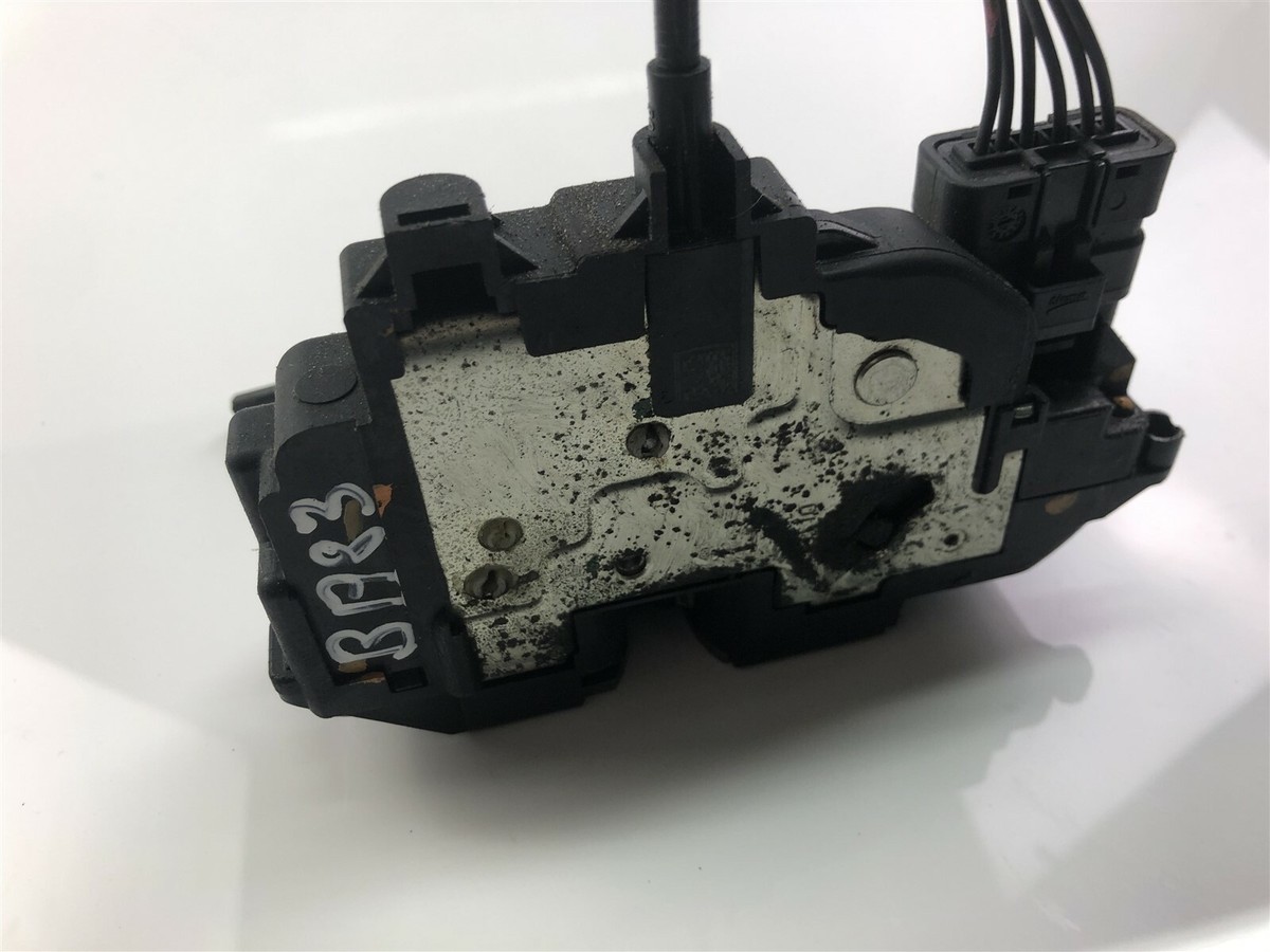 B1783 RENAULT DOOR LOCK 825030002R | eBay 