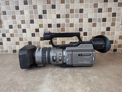5030399 SONY Handycam. vx2100 ジャンク ビデオ SONY HANDYCAM DCR-VX2100 3CCD DIGITAL CAMCORDER VIDEO | eBay