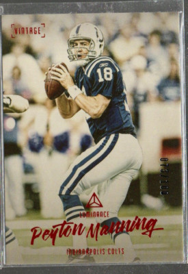 2020 Panini Luminance Vintage Performers Orange #12 Peyton Manning /100
