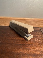 Grapadora vintage Stanley Bostitch B660 base de goma metálica bronceada hogar oficina trabajo