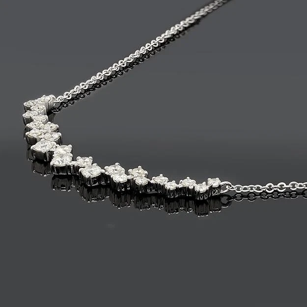 Colgante con racimo de diamantes genuinos de 0,75 quilates para mujer de oro blanco sólido de 10 quilates cadena de 18" Foto 3 de 4