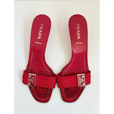 Vintage Prada Red Logo Print Slide Sandals Heels 39.5 Y2K Archive Mules