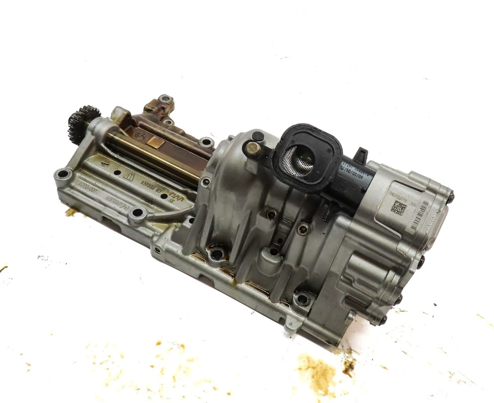 2012 BMW 328I (F30) 2.0L (N20) ENGINE MOTOR OIL FLUID PUMP w/ PICK UP TUBE - Image 3 of 4