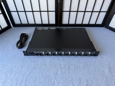 TASCAM MH-8 8-Channel Headphone Amplifier Rackmount   Pro Studio Headphone Amp