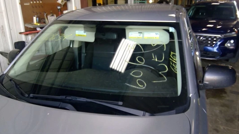 (LOCAL PICKUP ONLY) Trunk/Hatch/Tailgate Manual Liftgate Fits 16 OUTLANDER 43070 — 第 3/4 张图片