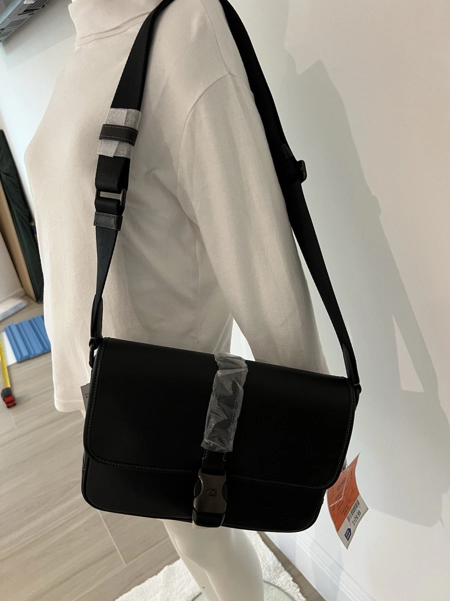 Neu mit Etikett Coach League Messenger Ledertasche