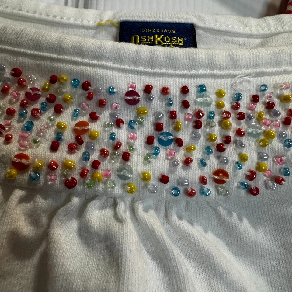 Roupa de brincar feminina Osh Kosh Hanna Andersson 2 peças babados com miçangas tamanho 7/120 - Imagem 3 de 4