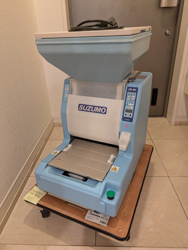 SUZUMO SVR-NNV Shari Sheet Maker Commercial Restaurant Sushi Machine Tested