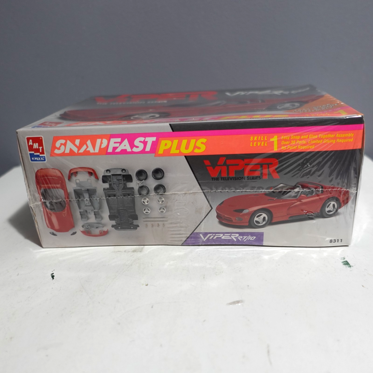 AMT Model Kit Dodge Viper RT/10 SnapFast Plus 1:25 Scale SEALED