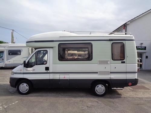 Auto-Sleepers Talisman 2 Berth Peugeot Boxer PETROL MANUAL 1999/T - Picture 2 of 20