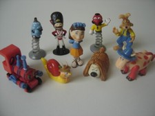 Série S Complète KINDER Ancien Montable : LE MANEGE ENCHANTE / 9 figurines