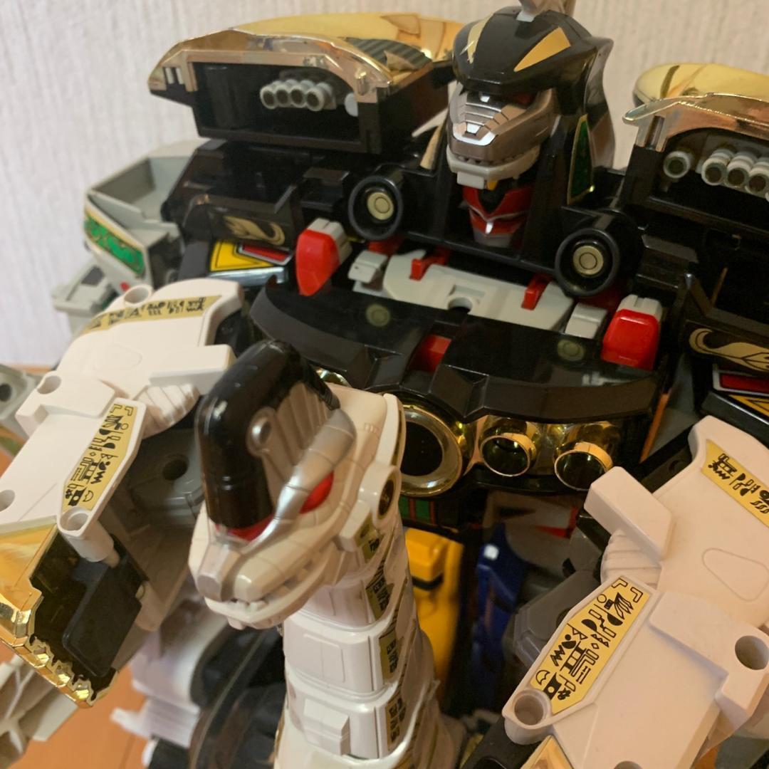 Mighty Morphin Power Rangers Zyuranger DX King Brachion Megaozord