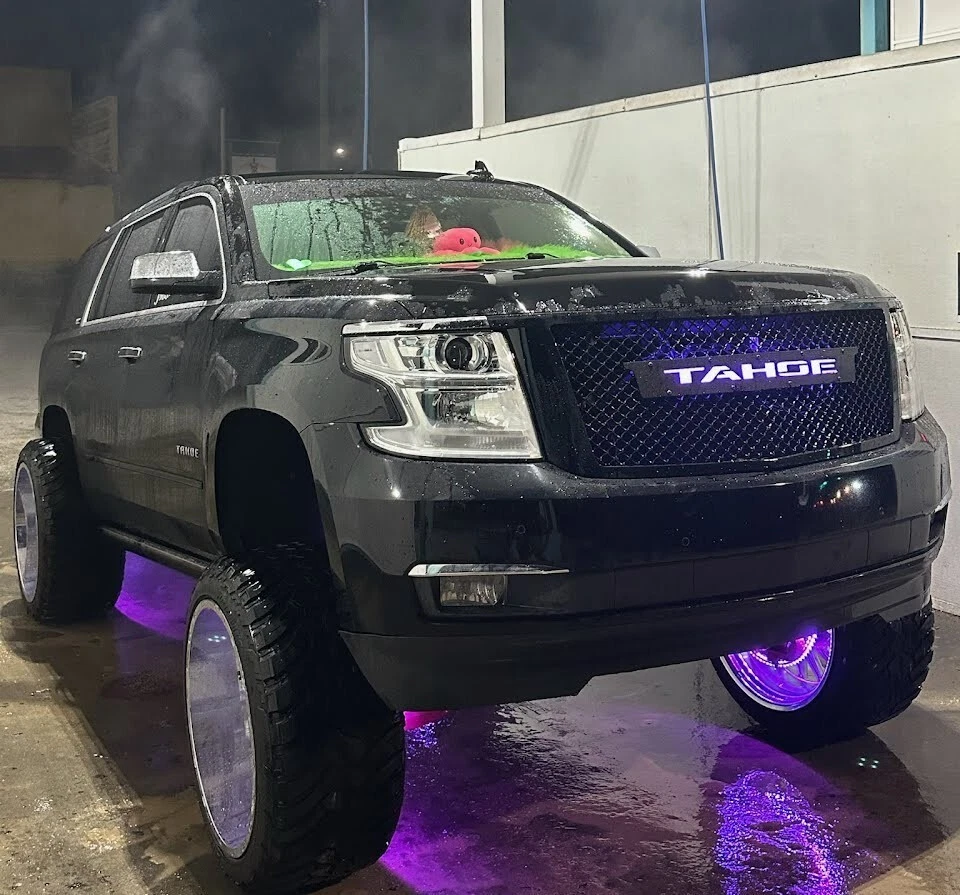 *Reemplazo completo* Control remoto LED a color personalizado 2015-2020 Chevy Tahoe rejilla hágalo usted mismo Foto 3 de 4