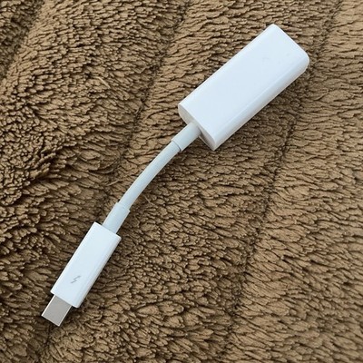 Apple  Thunderbolt 2 to FireWire 800  - Adapter