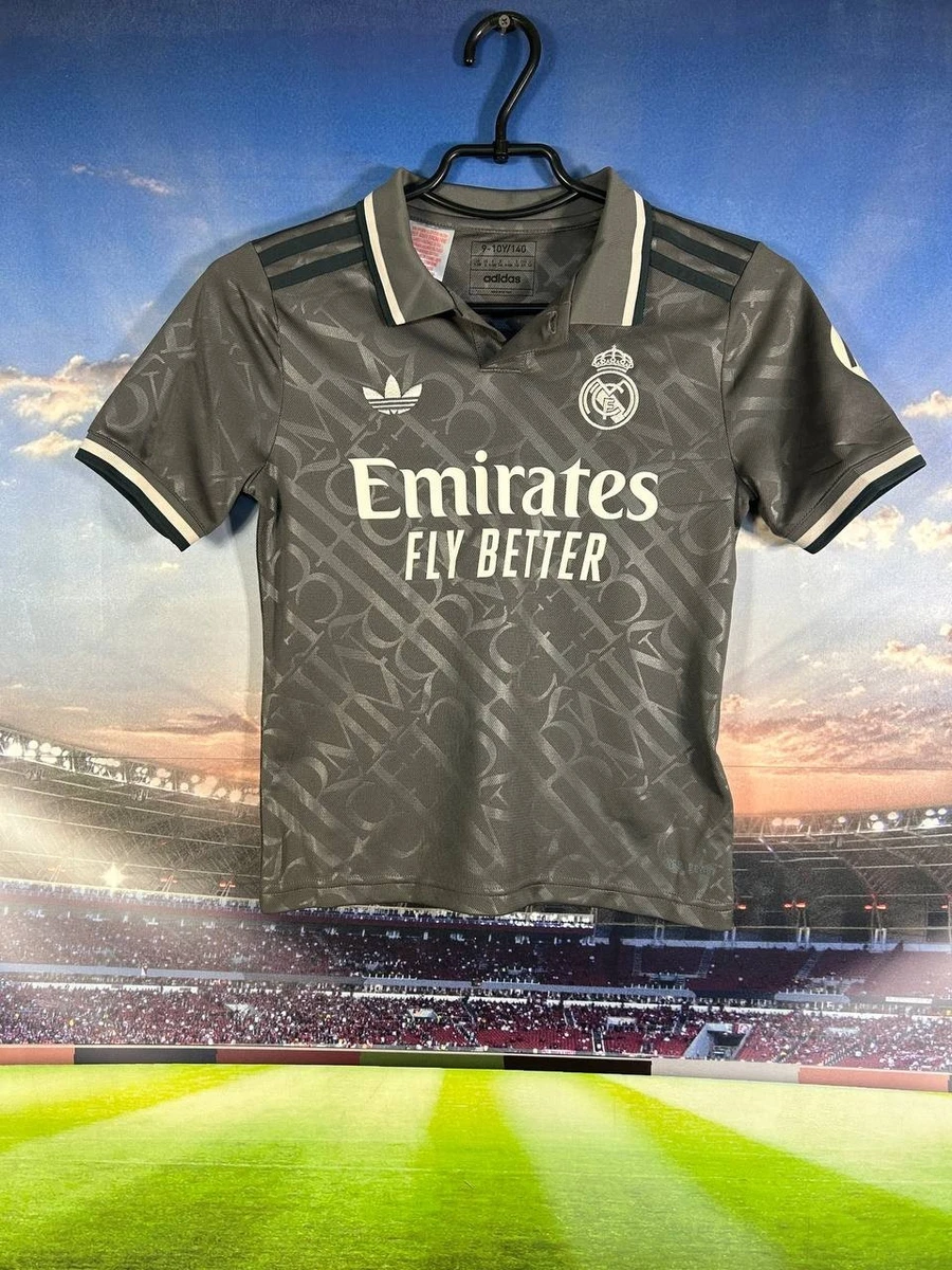 Las mejores ofertas en Real Madrid Club Internacional Gris