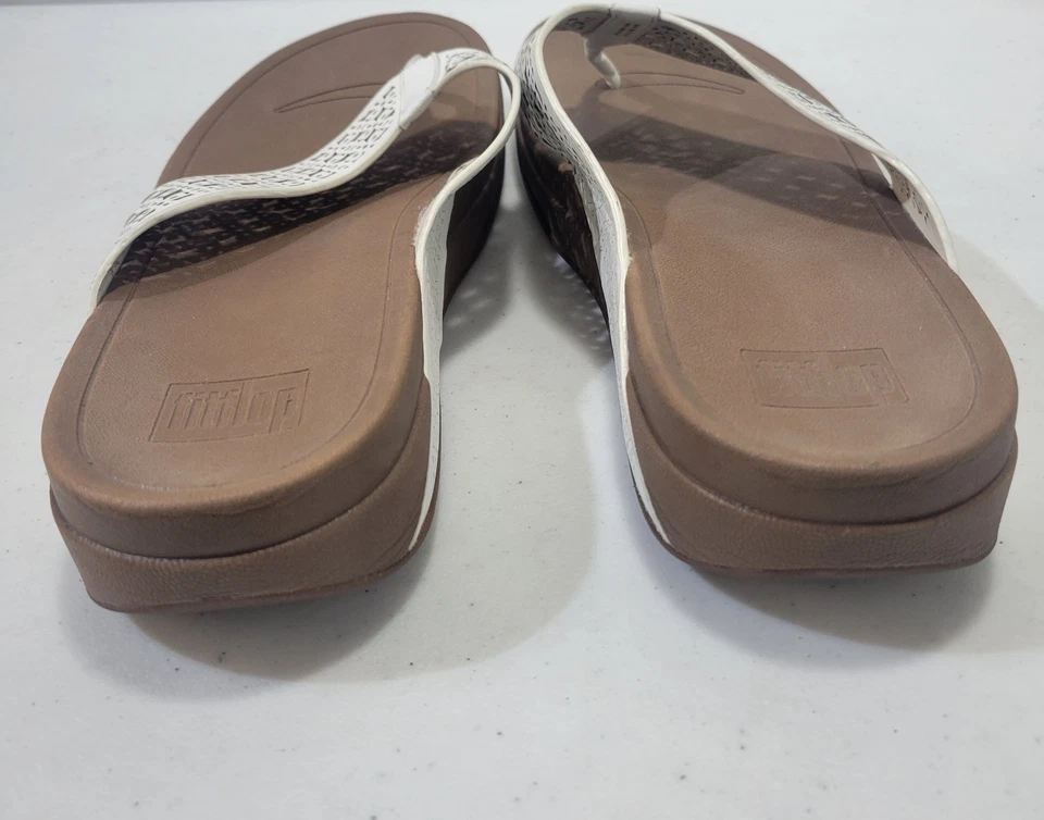 Sandalias FitFlop Lattice Surfa blancas de cuero con corte láser talla 11 Foto 4 de 4