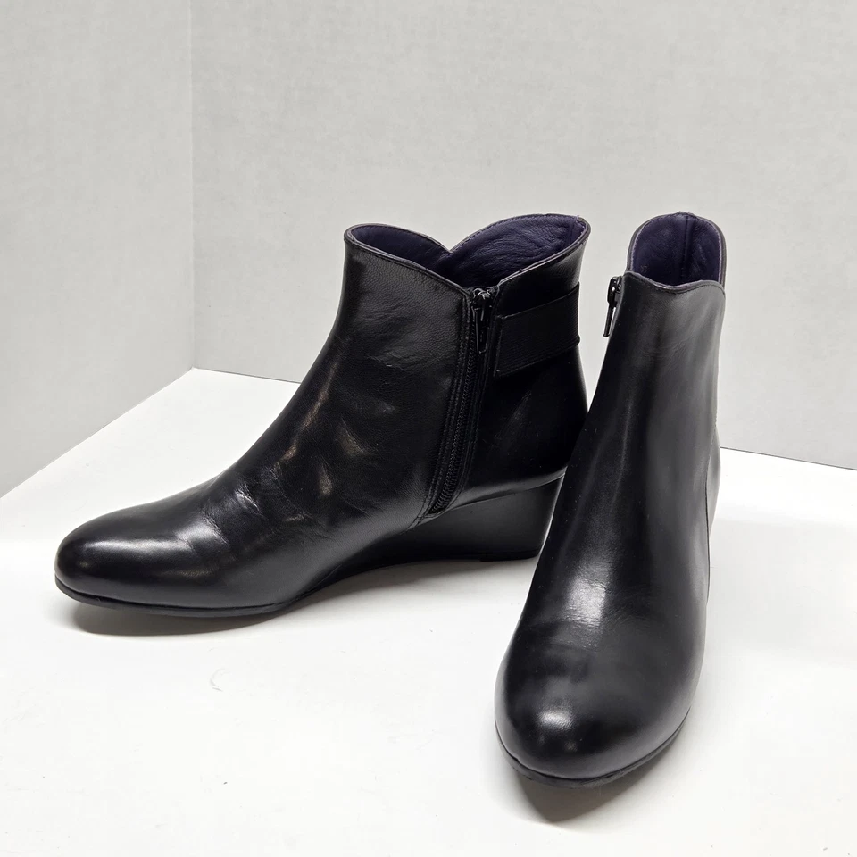 Botín de cuña Vaneli de cuero negro, para mujer talla 8,5 perfecto estado Foto 4 de 4