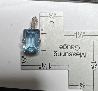 Echter Topas Edelstein Anhänger, .925 Einfassung, ein Zoll hoch 1/2'' breit, 6ct