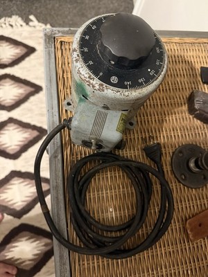 POWERSTAT Model 116 Variable Transformer, Input 120Vac, Output 0-140 Vac.10 Amps