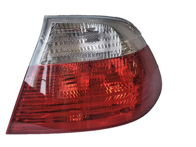 BMW E46 Cabrio Heckleuchte rechts   rot/weiß   Vorfacelift 1999 2003
