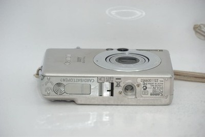 Cânon IXY70 Canon IXY DIGITAL 70 Silver 6.0MP PowerShot Digital Camera W