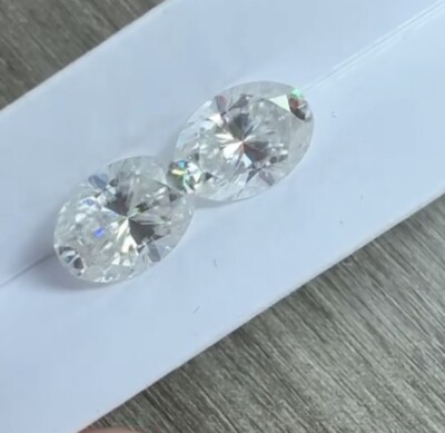 2 Ct Shape Oval  Cut White Colour D Grade VVS1 + 1 Free Gift
