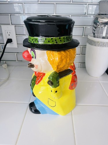 Vintage Clown Cookie Jar - Picture 2 of 11