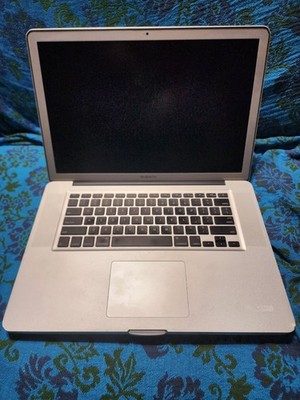 Apple MacBook Pro A1286 Mid 2010 15'' 2.66GHz i7 8GB RAM 1TB MadMinds Cooler