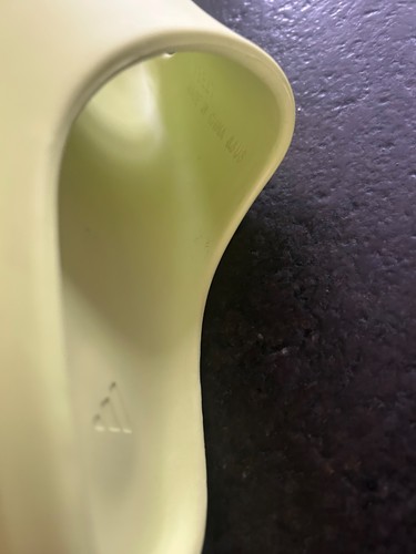 Green Glow Yeezy Slides Size 8.5 Men’s USED - Picture 4 of 6