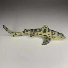Safari Ltd Leopard Shark 1996 Toy Animal Figure