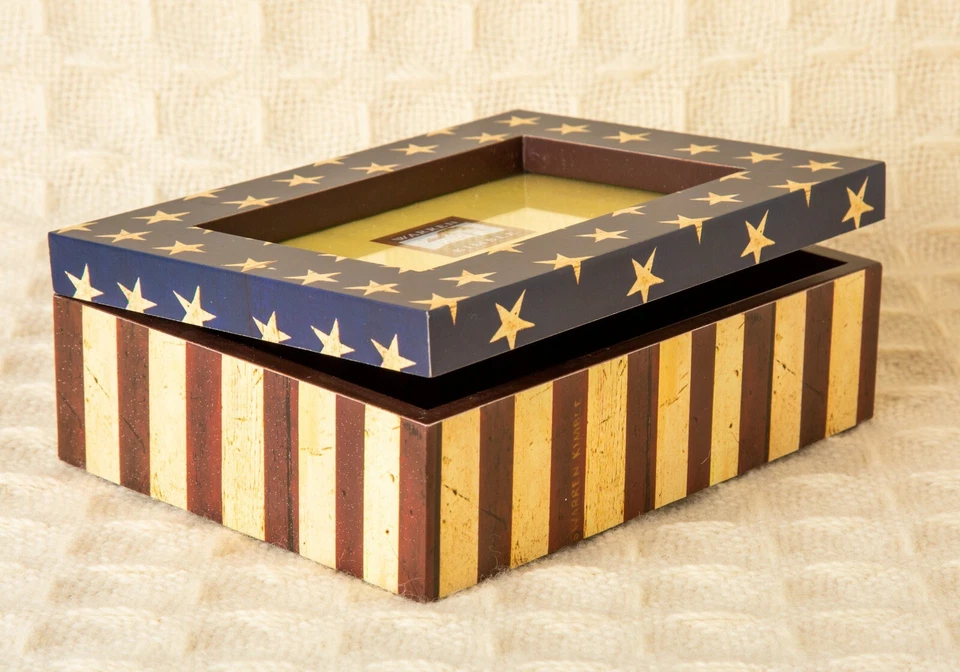 FLAG PHOTO BOX Warren Kimble FOLK ART 6x4 FETCO Frame Jewelry Keepsake Americana - Image 2 of 4
