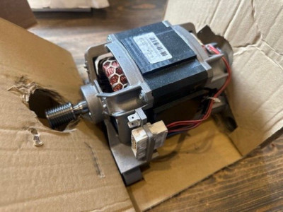 Indesit Whirlpool Waschmaschine Motor C00378868 PN1486 F11