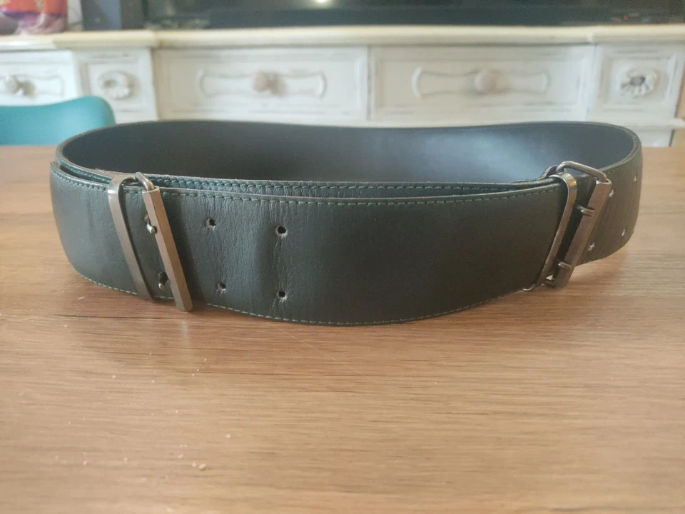 Cinturón Gianni Versace Vintage Verde Oscuro Doble Hebilla 42 - Imagen 2 de 4