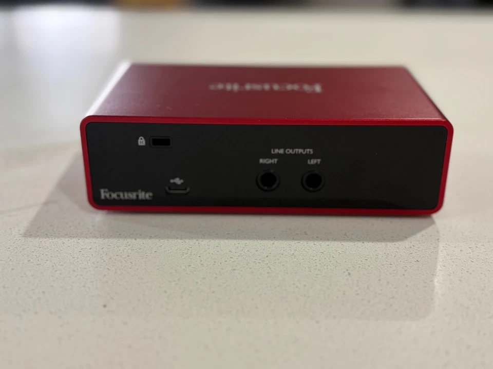 Focusrite Scarlett Solo 3rd Generation USB-C Audio Interface Professional Record - Image 2 of 4
