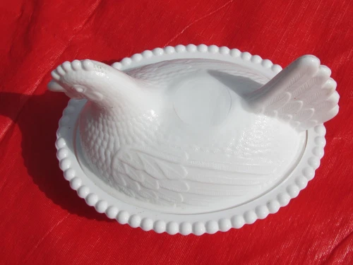 Vtg 7 " Indiana Glass Milk White Hen Nest Chicken Glass Candy Dish No shipping !