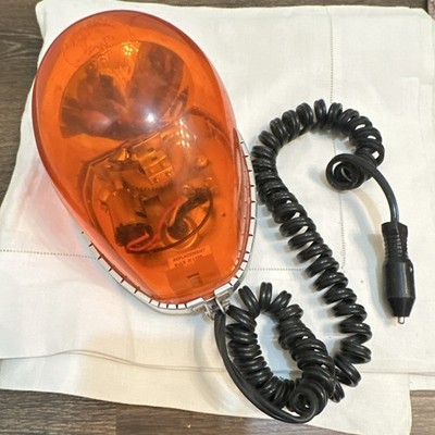 Amber Magnetic Strobe/Beacon Warning Light w/ Coiled Cord & Vehicle Power Plug