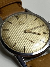 Vintage Omega Geneve Linen Dial Vintage 50s - 60s Men’s Manual Dress Watch 