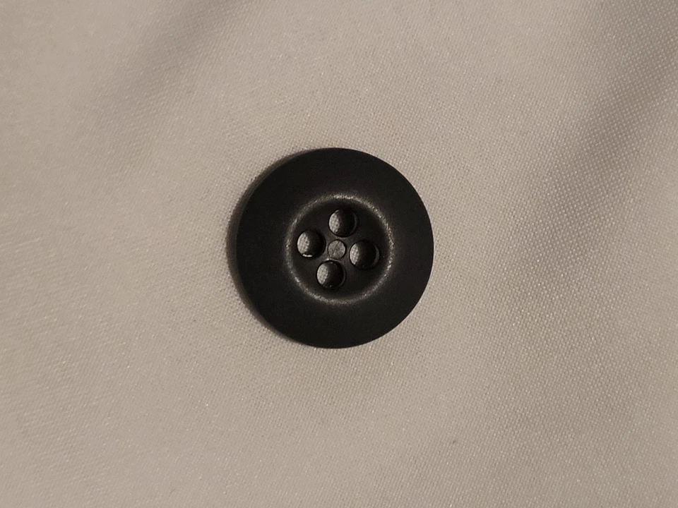 15 Buttons, Resin Round 4 Hole Military BDU Uniform Buttons, Black, 18mm - Image 3 of 3